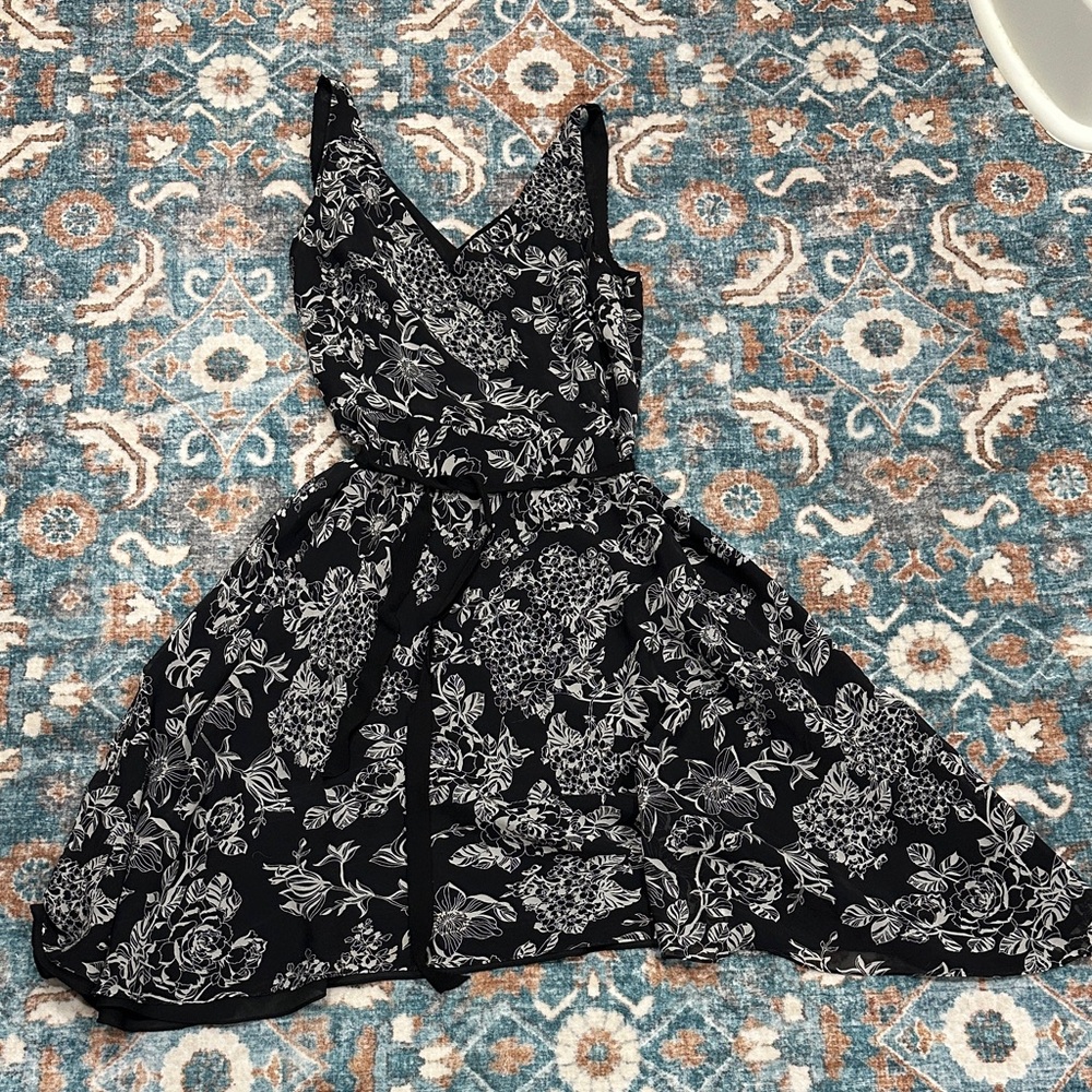 LOFT Monochrome Floral Dress